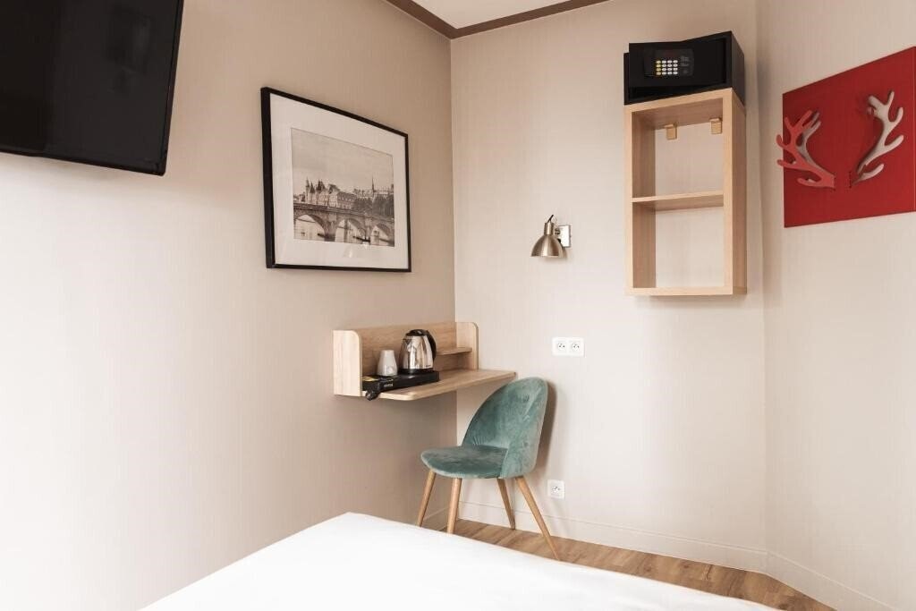 Картинка Hotel Eiffel Segur 3*