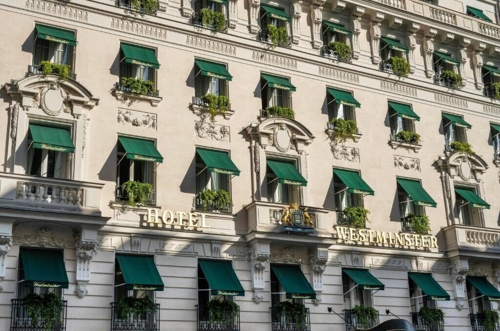 Отель Hotel Westminster 5*