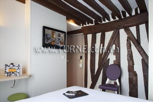 Готель Best Western La Tour Notre Dame Saint Germain des Pres 3*