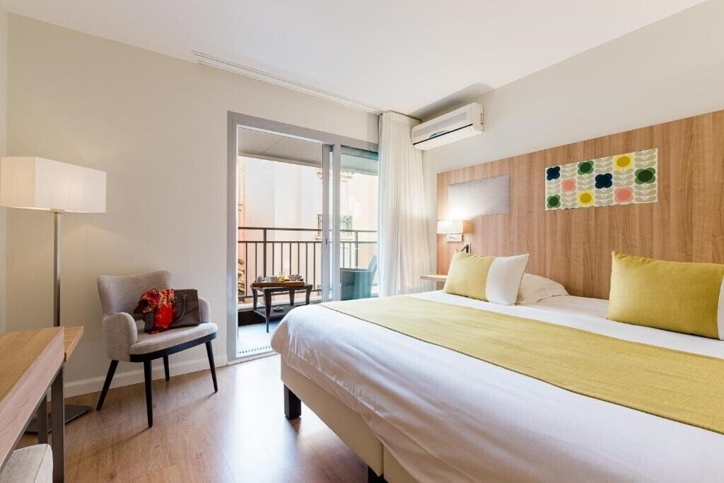 Фотографія Helios 4*