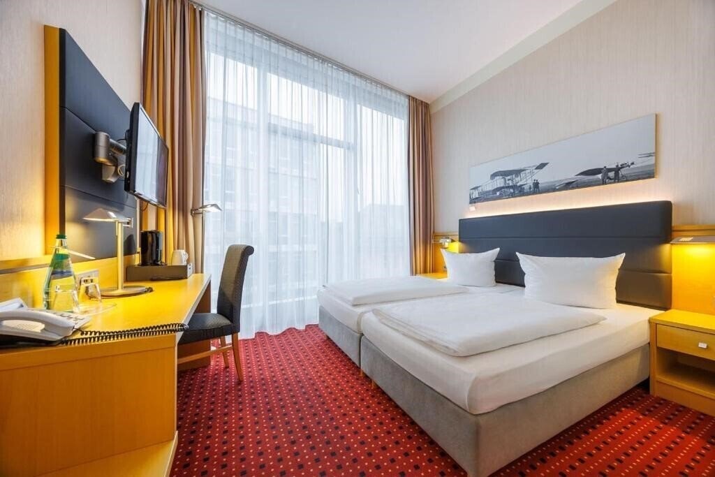 Фотография Airporthotel Berlin-Adlershof 3*