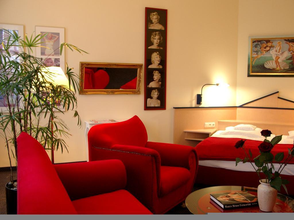 Зображення California Am Kurfuerstendamm 4*