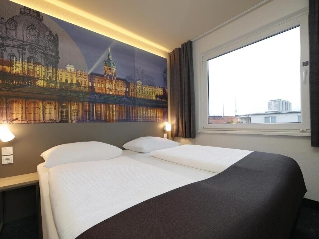 Zdjęcie Ibis Berlin City West Hotel 2*