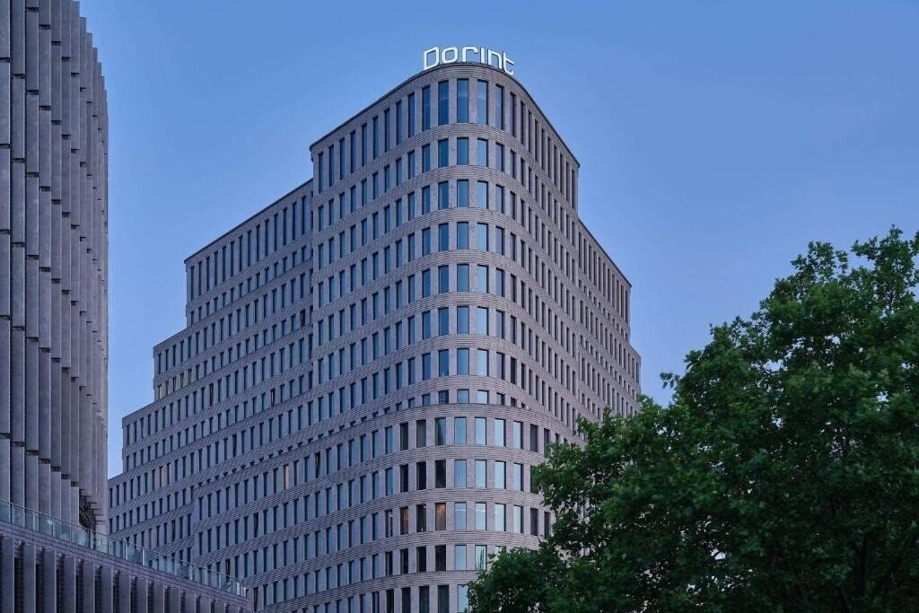 Отель Sofitel Berlin Kurfurstendamm 5*