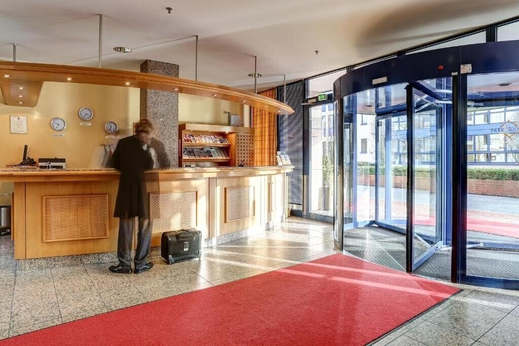 Фото Centro Park Hotel Berlin Neukoln 4*