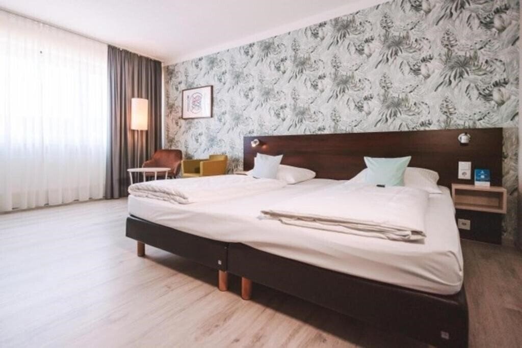 Zdjęcie Best Western Ambassador Hotel 3*