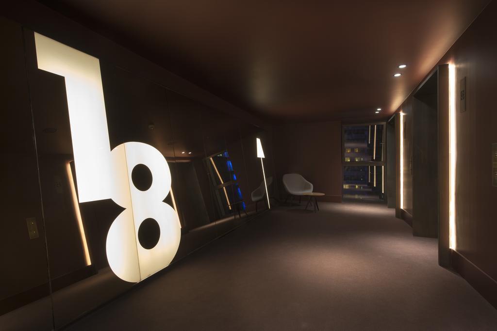 Фото Wyndham Grand Frankfurt Hotel 4*