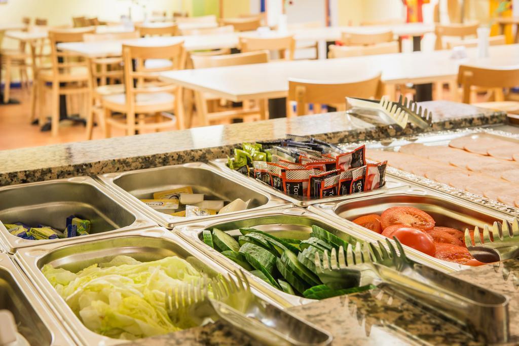 Zdjęcie A&O Hamburg Hammer Kirche 2*