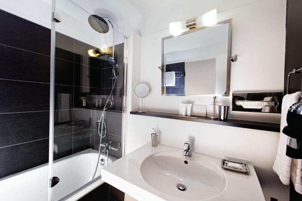 Фотография Wyndham Hannover Atrium 4*