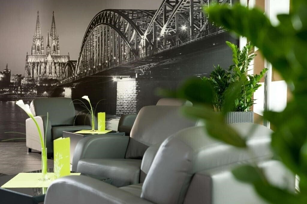 Zdjęcie Dorint Koln Junkersdorf 3*