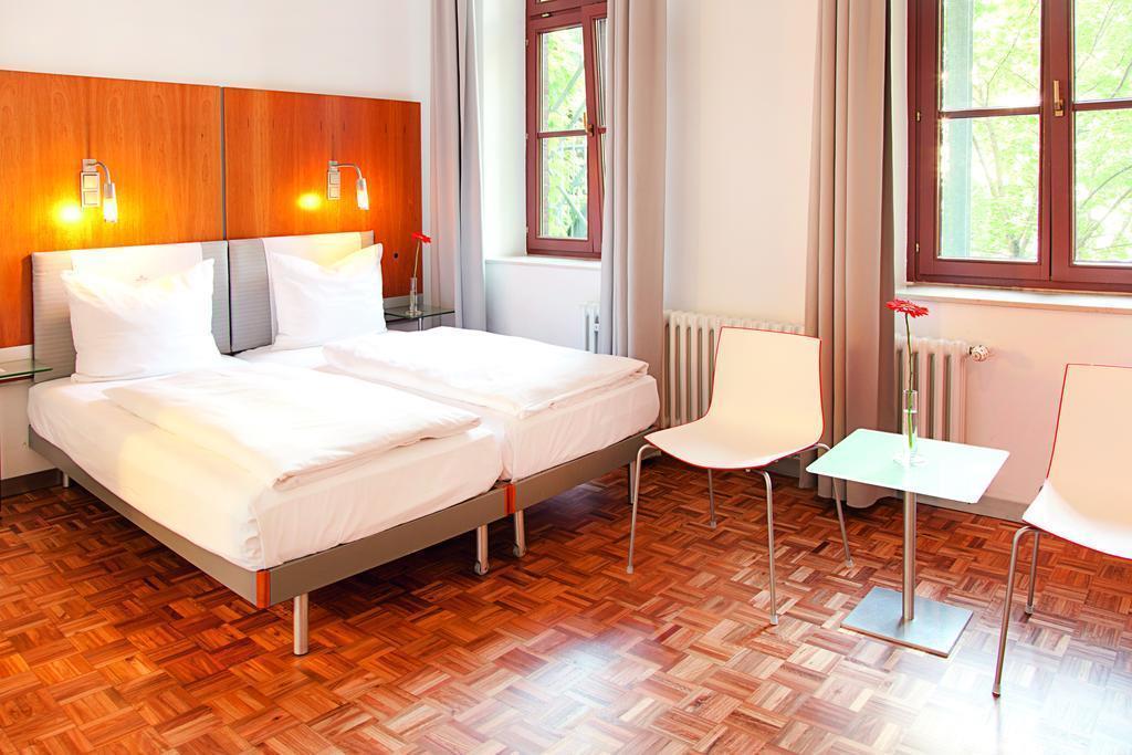 Zdjęcie Hopper Et Cetera 3*