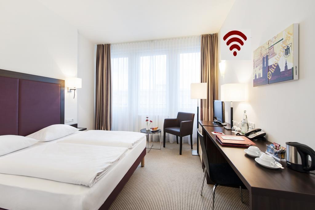 Hotel Azimut Hotel Munich City East 4*
