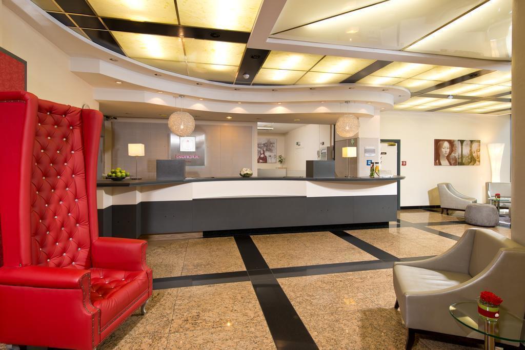 Zdjęcia Leonardo Hotel Munchen Arabellapark 4*