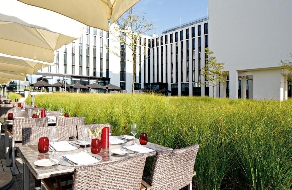 Готель Leonardo Royal Hotel Munich 3*