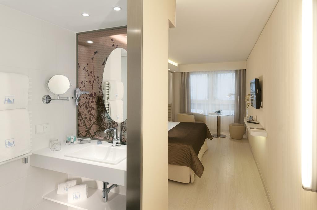 Zdjęcia Eurostars Book 4*