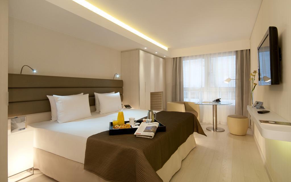 Zdjęcie Eurostars Book 4*