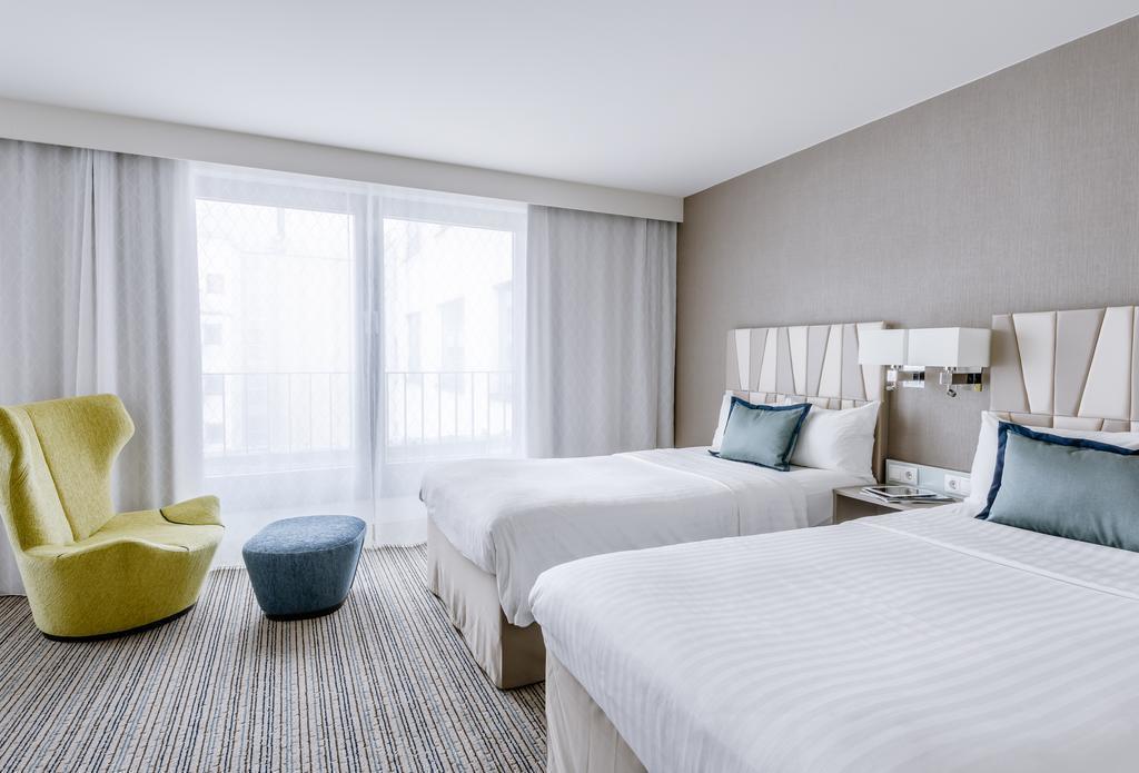 Zdjęcie Courtyard By Marriott Munich City Center 4*