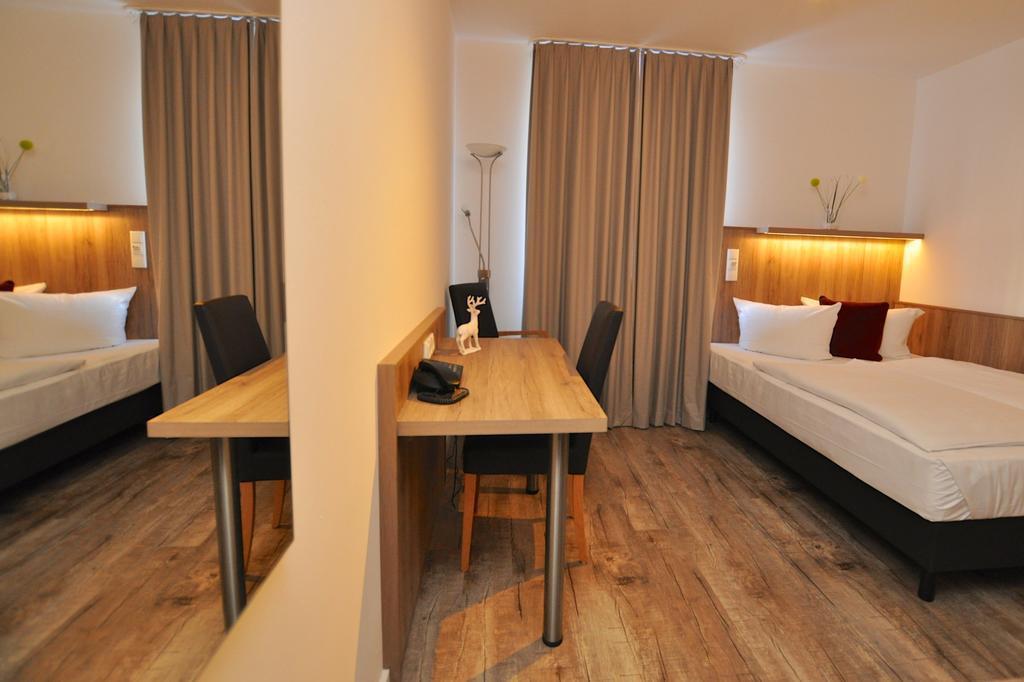 Zdjęcia Golden Leaf Perlach Allee Hof 3*