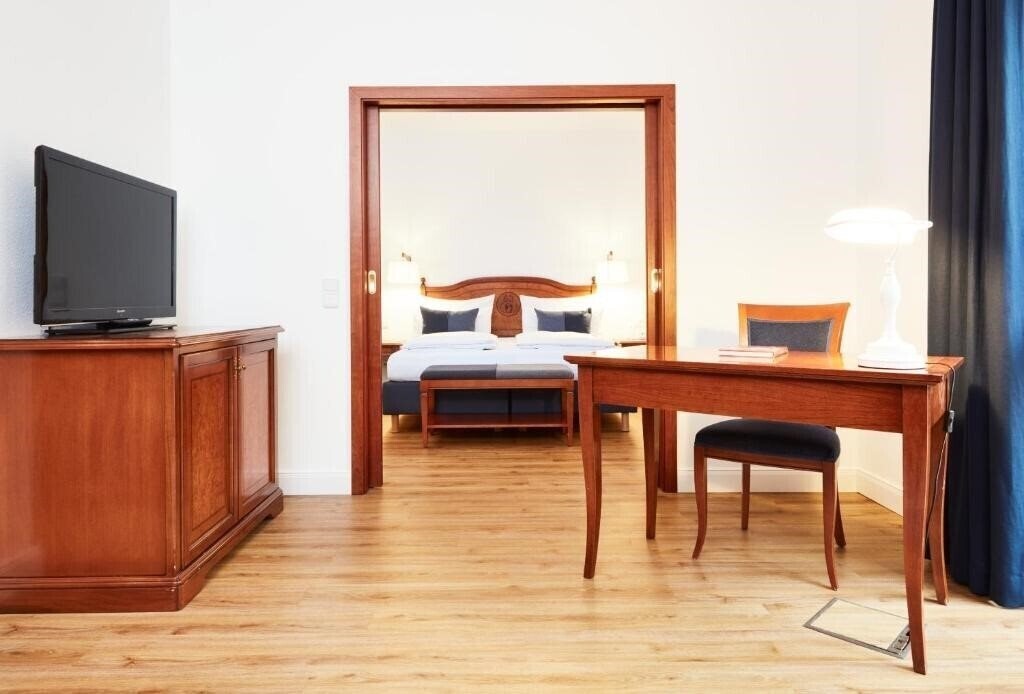 Zdjęcie Prinzregent An Der Messe 4*