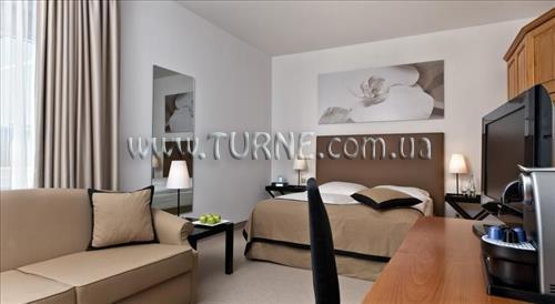 Готель Tryp by Wyndham Rosenheim 4*