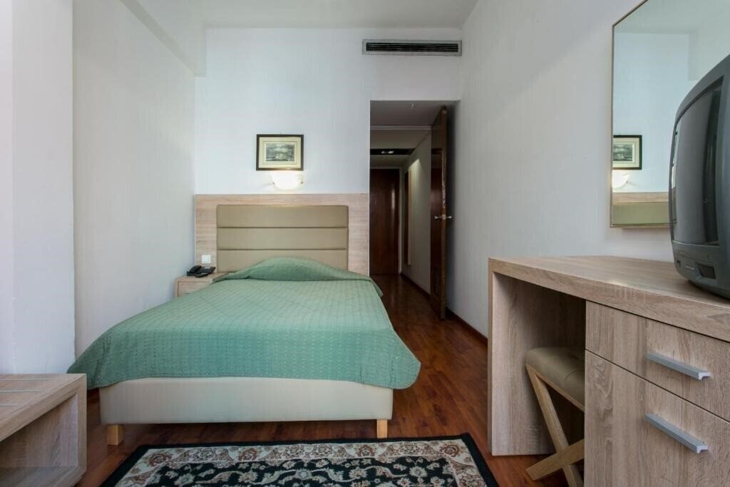 Фото Arethusa 2*