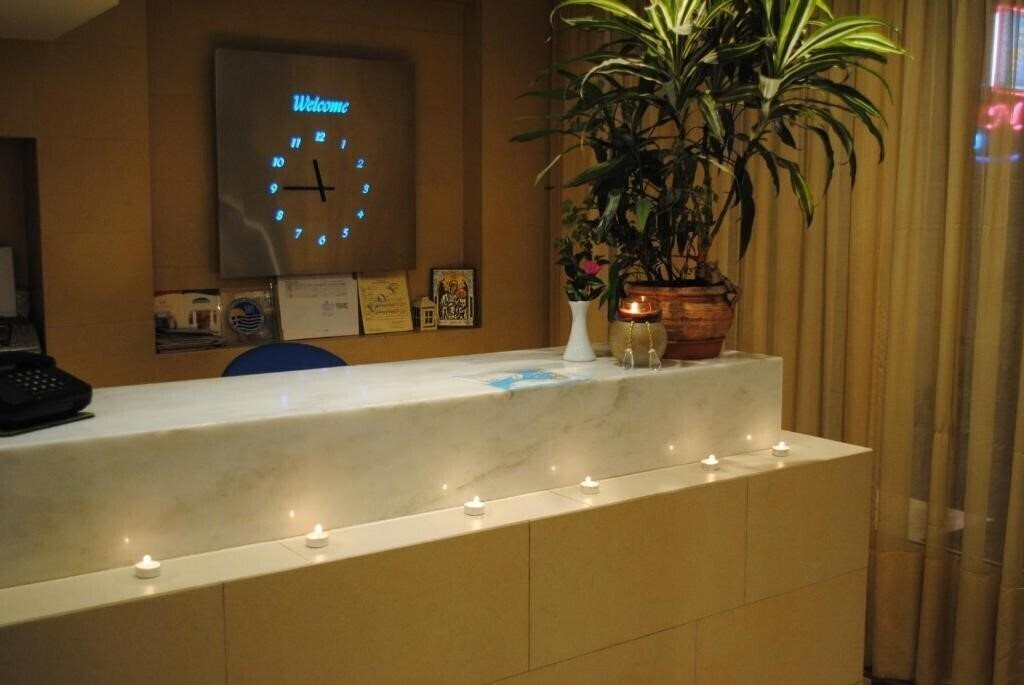 Фотография Ideal 2*