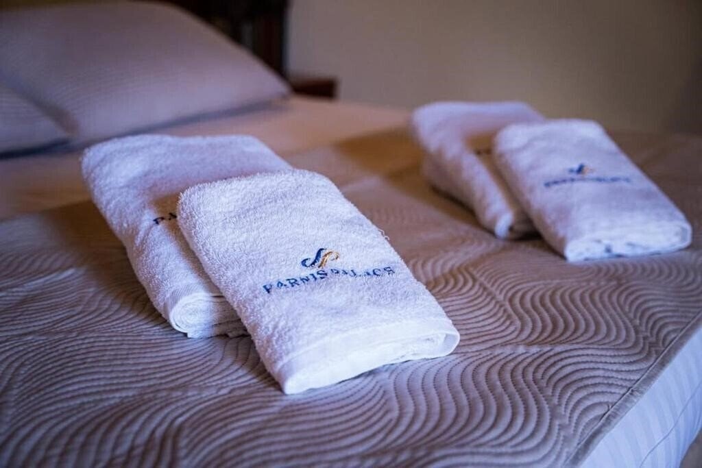 Фотография Parnis Palace Hotel Suites 4*