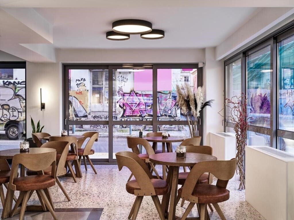 Zdjęcie NLH Kerameikos - Neighborhood Lifestyle Hotels 3*