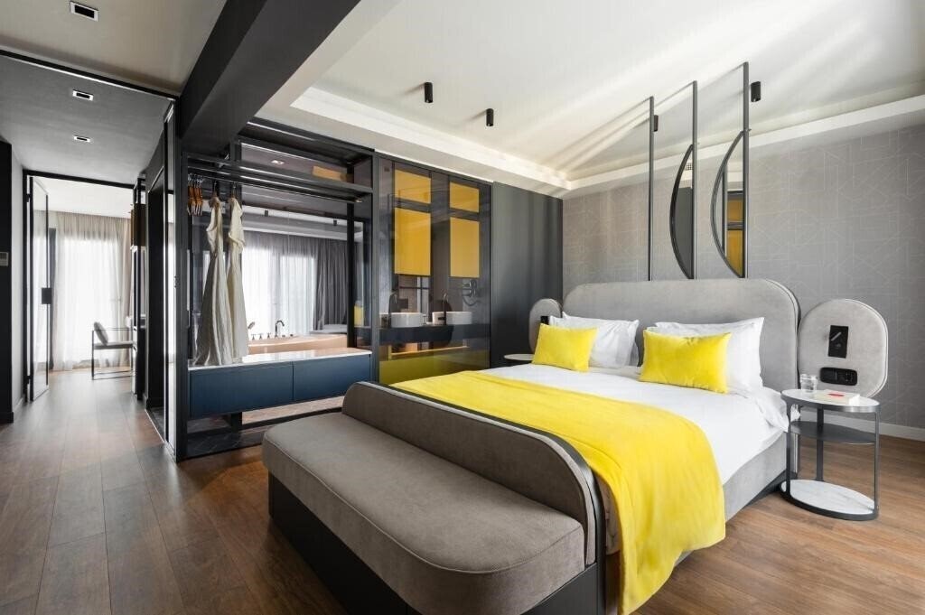 Hotel Colors Hotel Athens 4*