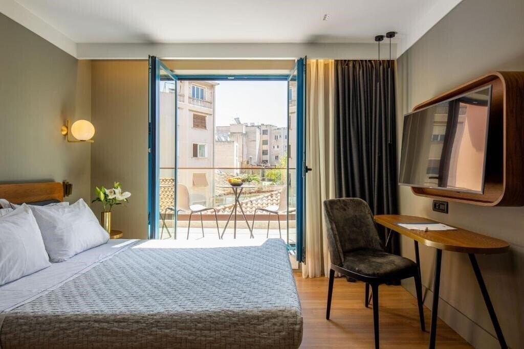 Готель Bob W Eolou Athens (ex. Blend Hotel) 4*