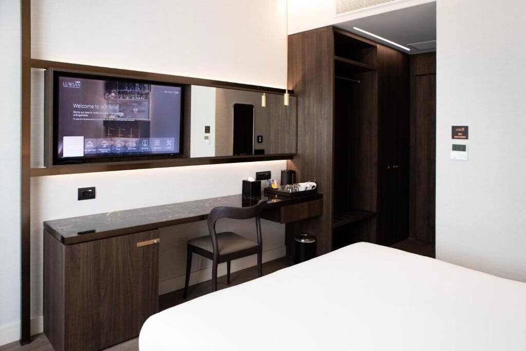 Zdjęcie Luwian Athens Boutique Hotel 4*