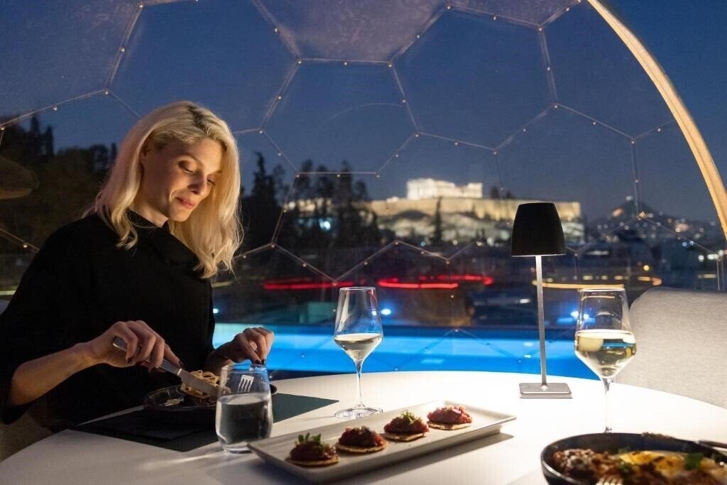 Zdjęcie Neoma Hotel 4*