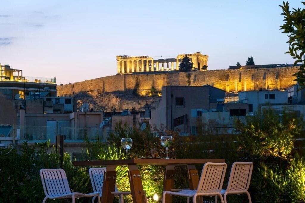 Zdjęcie B4B Athens Signature Hotel (ex. B For Boutique Athens Signature Hotel) 4*