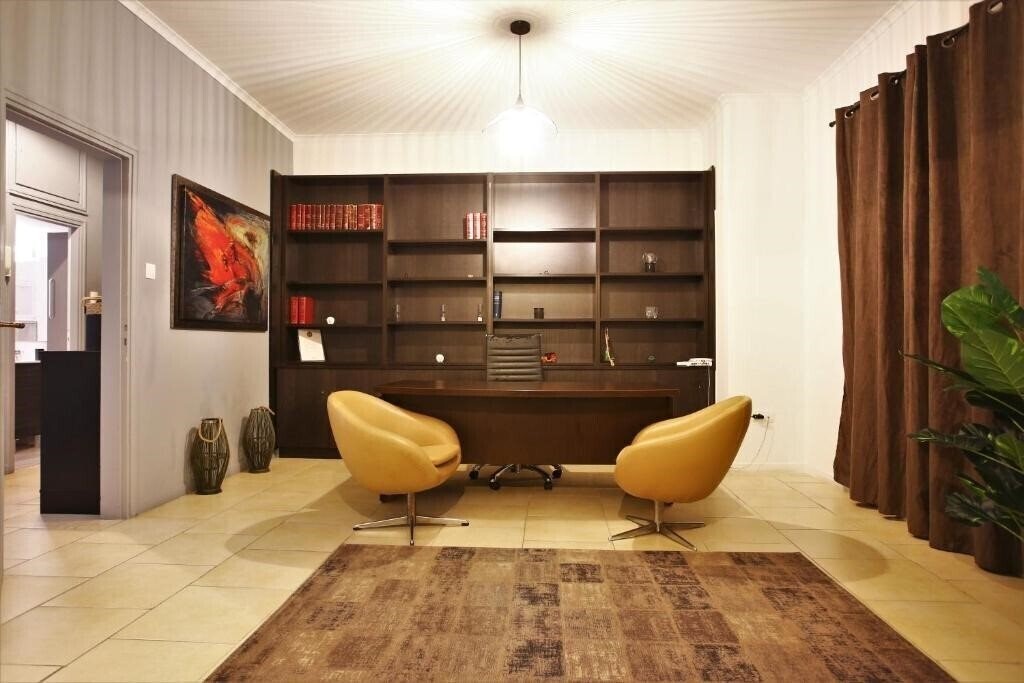 Готель Gk Athens 3*