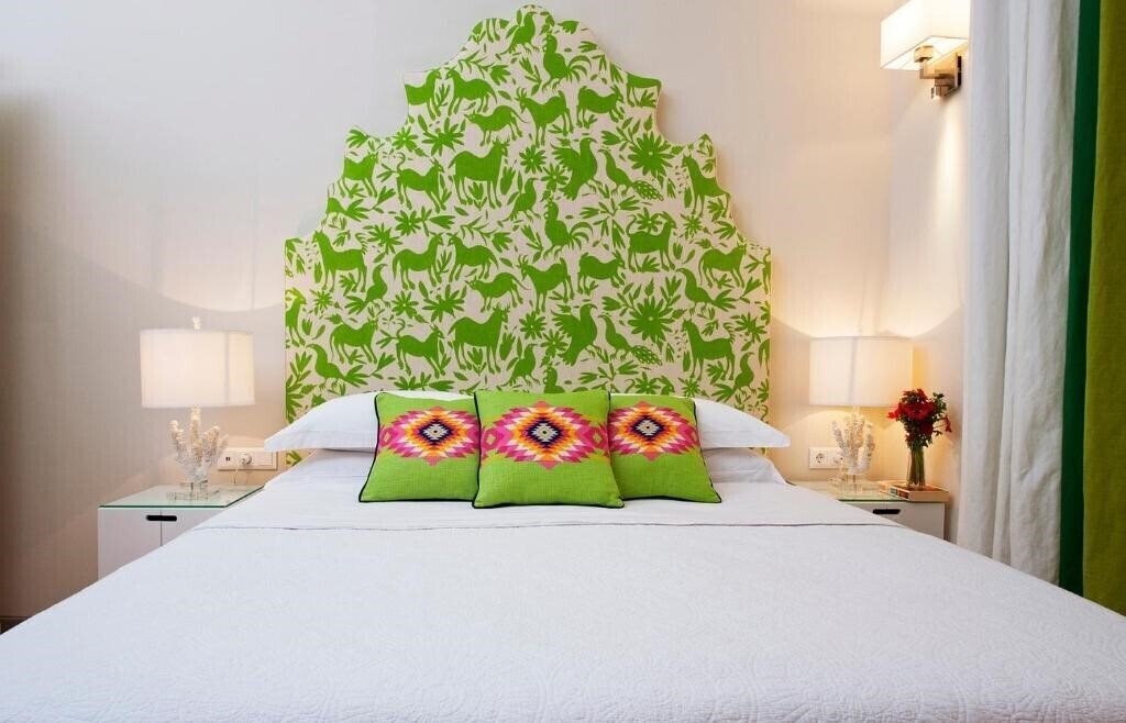 Готель Acropolis Townhouseco 4*