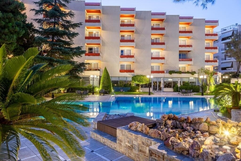 Hotel Oasis Hotel Apartments 4*