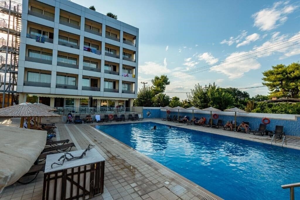 Фотография Dolphin Resort Hotel 3*