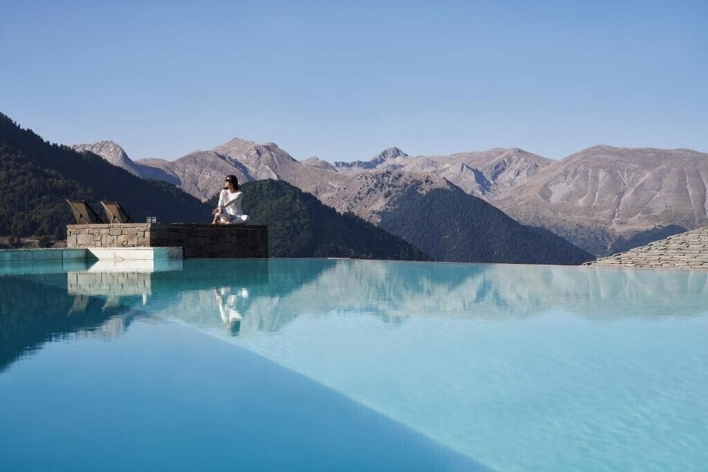 Готель Grand Forest Metsovo 5*