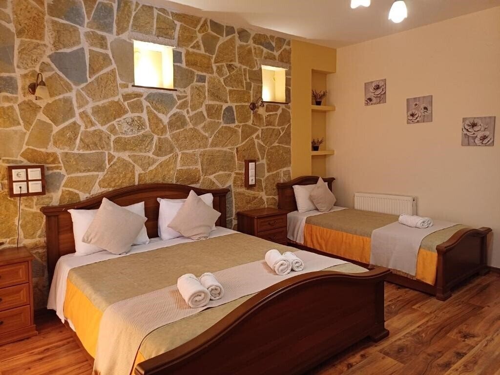 Отель Agnantio Hotel 3*