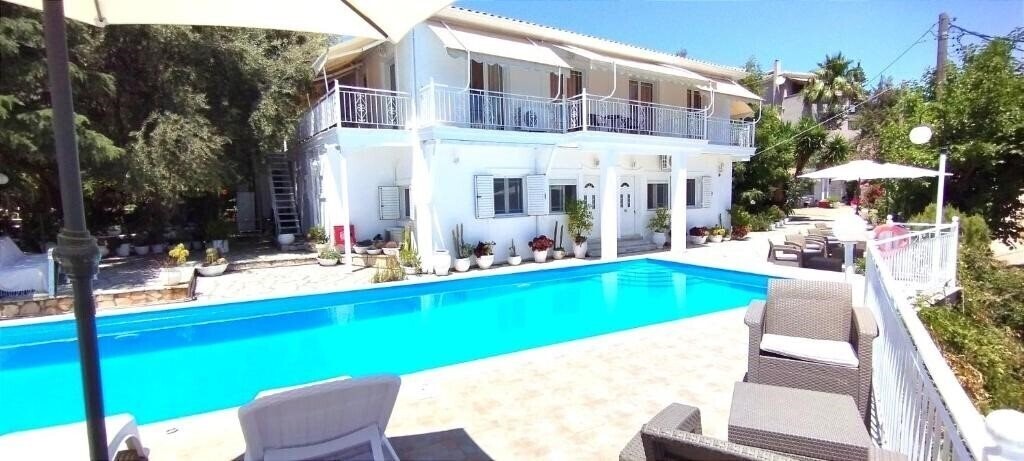 Фото Alekas House 4*