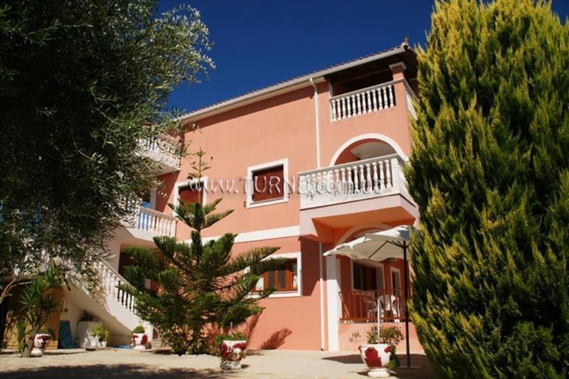 Изображение Arazzo Apartments 3*