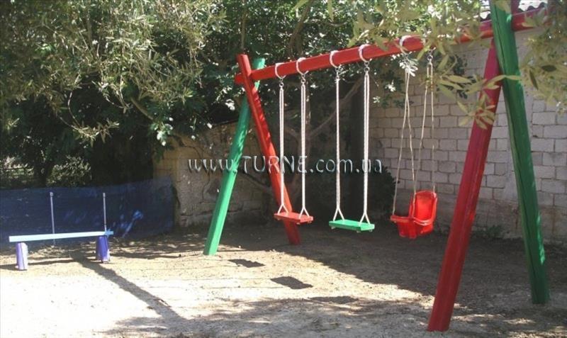 Отель Arazzo Apartments 3*