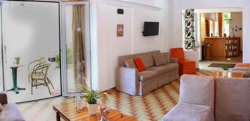 Zdjęcia Zorbas Hotel 2*