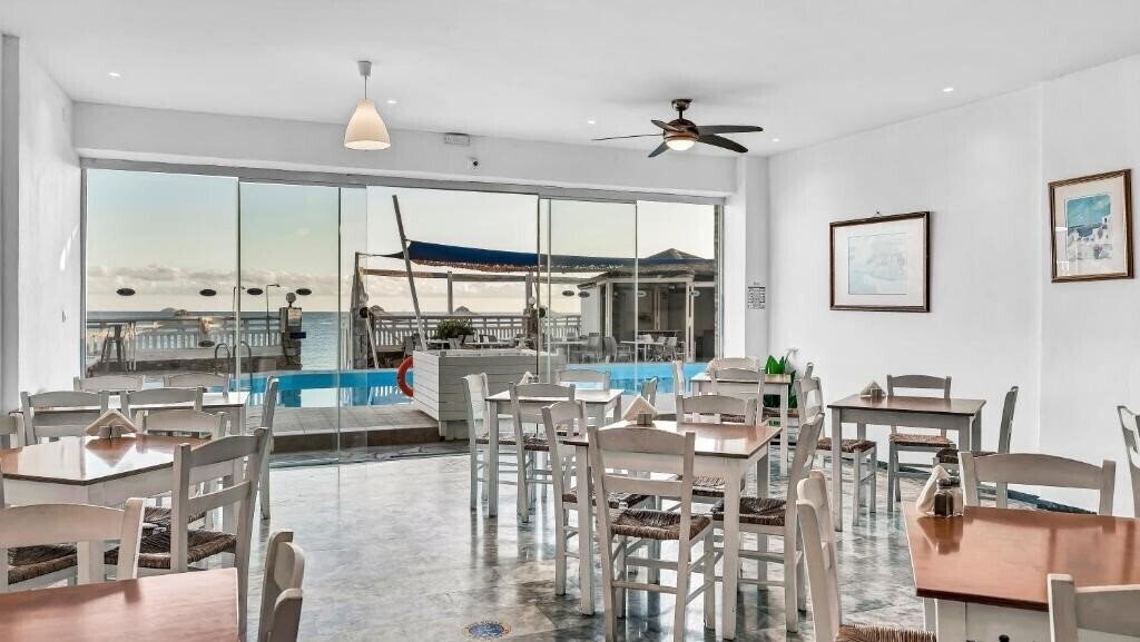 Фотографія Sunset Beach Hotel Crete 3*