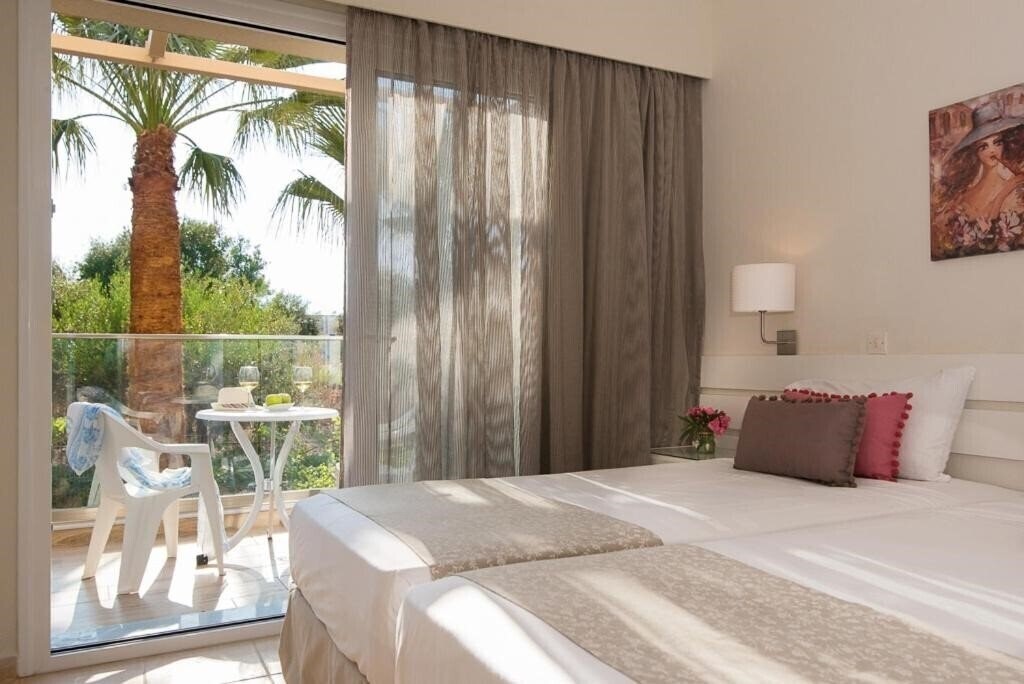 Zdjęcia Blue Sky Apartments 3*