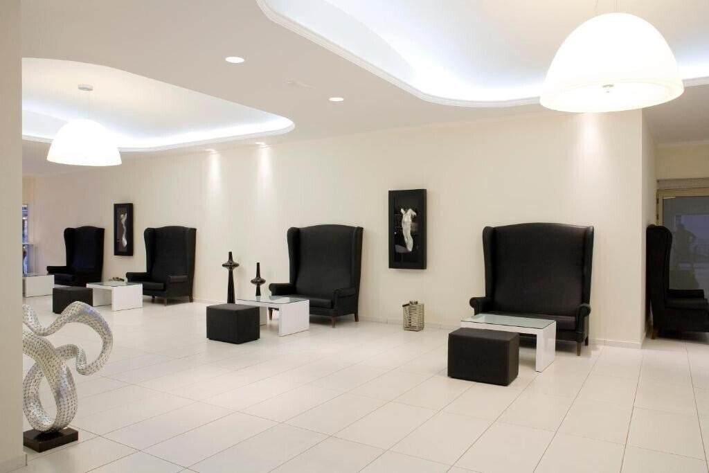 Отель Golden Beach Hersonissos 4*