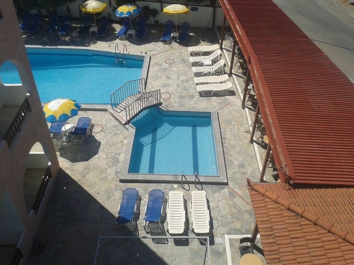 Zdjęcie Krits Hotel 3*