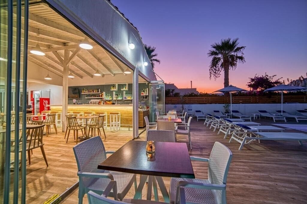 Фотография Emi Apartments 2*