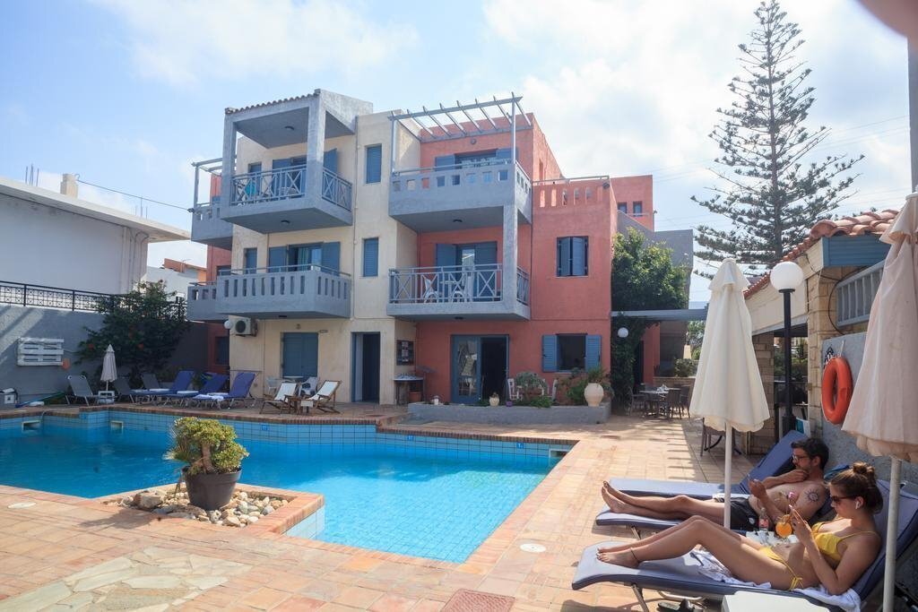 Отель Marilisa 3*