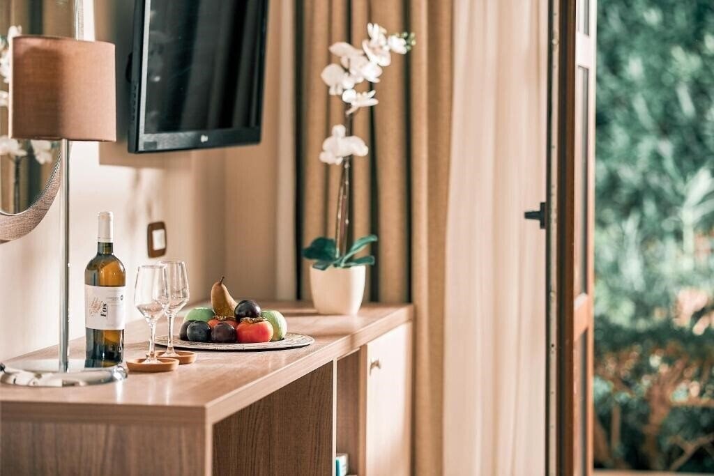 Zdjęcie Mitsis Royal Mare Thalasso & Spa Resort (ex. Aldemar Royal Mare Village, Aldemar Royal Mare Luxury Resort & Thalasso, Aldemar Royal Mare) 5*